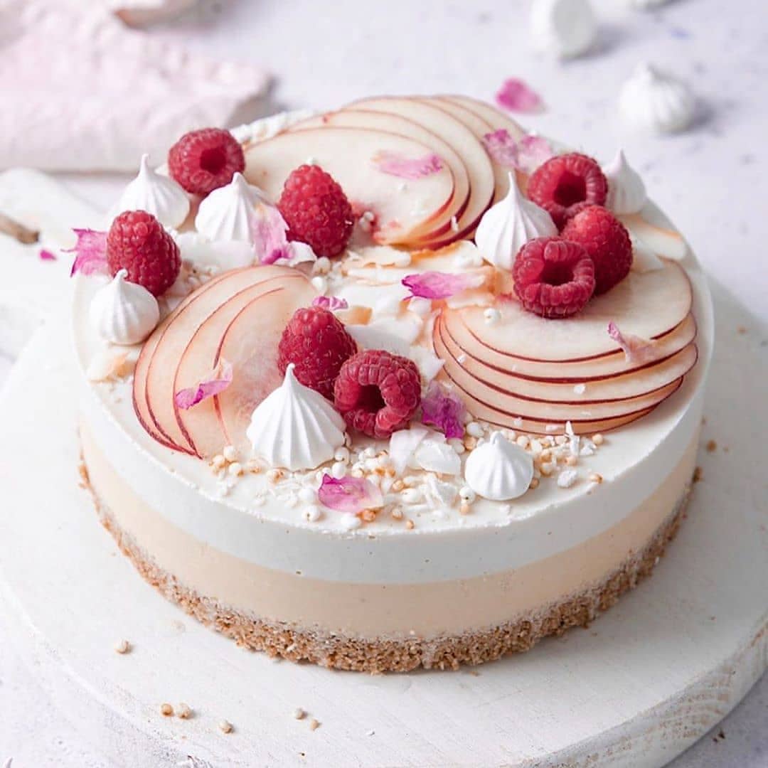 Peaches and Cream Cheesecake