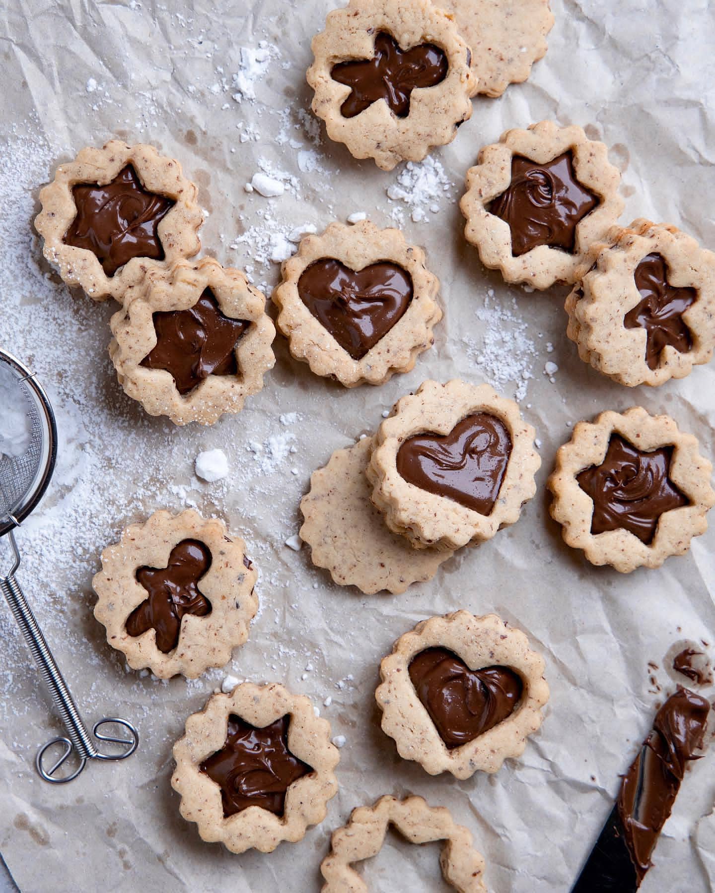 Nutella Linzer Cookie Sandwiches