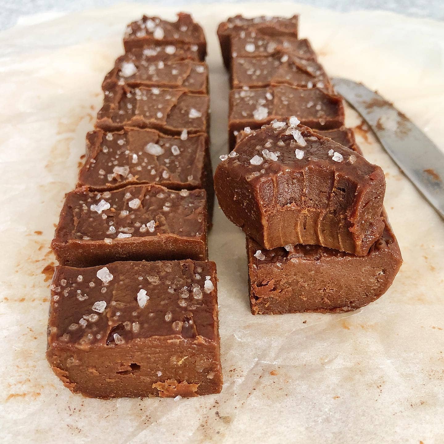 No-Bake Vegan Almond Fudge Bars