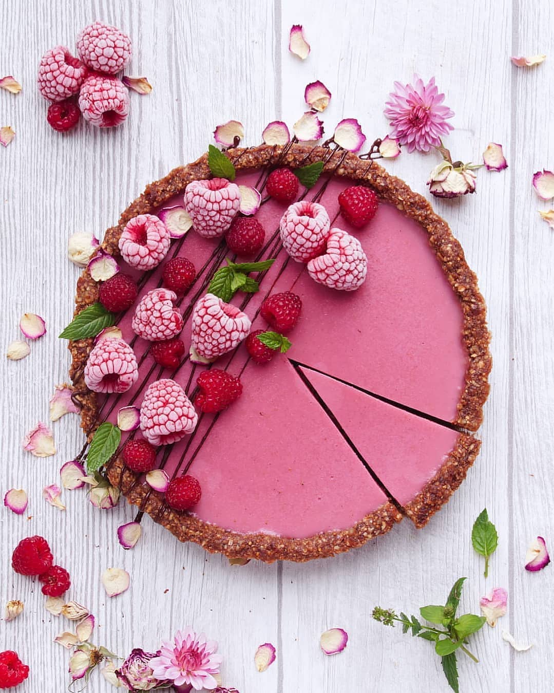 Easy Vegan Pink Tart