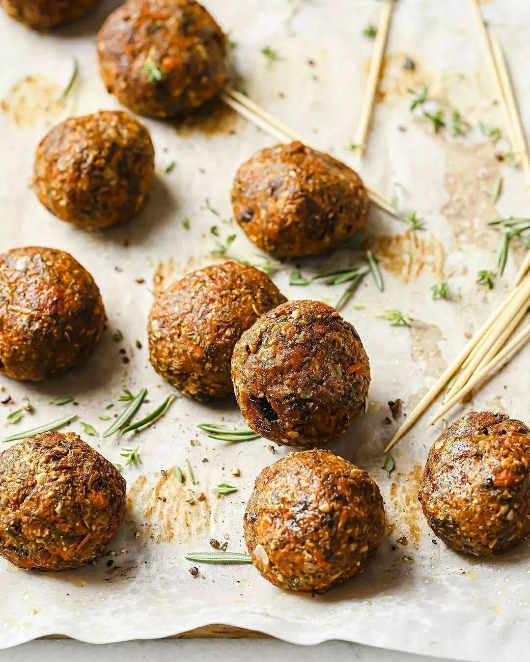 Fragrant Vegan Stuffing Balls