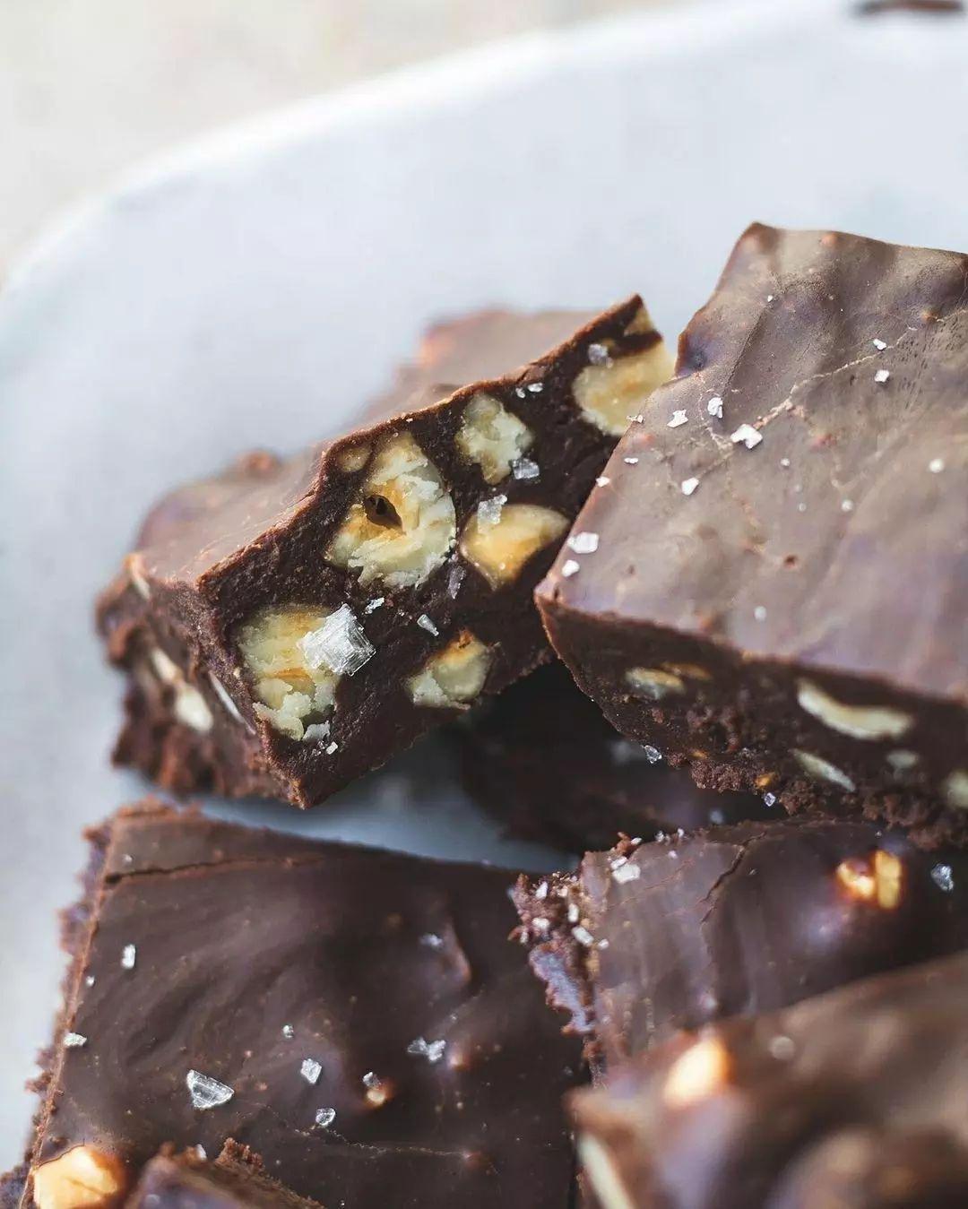 5-Ingredient Chocolate Hazelnut Fudge