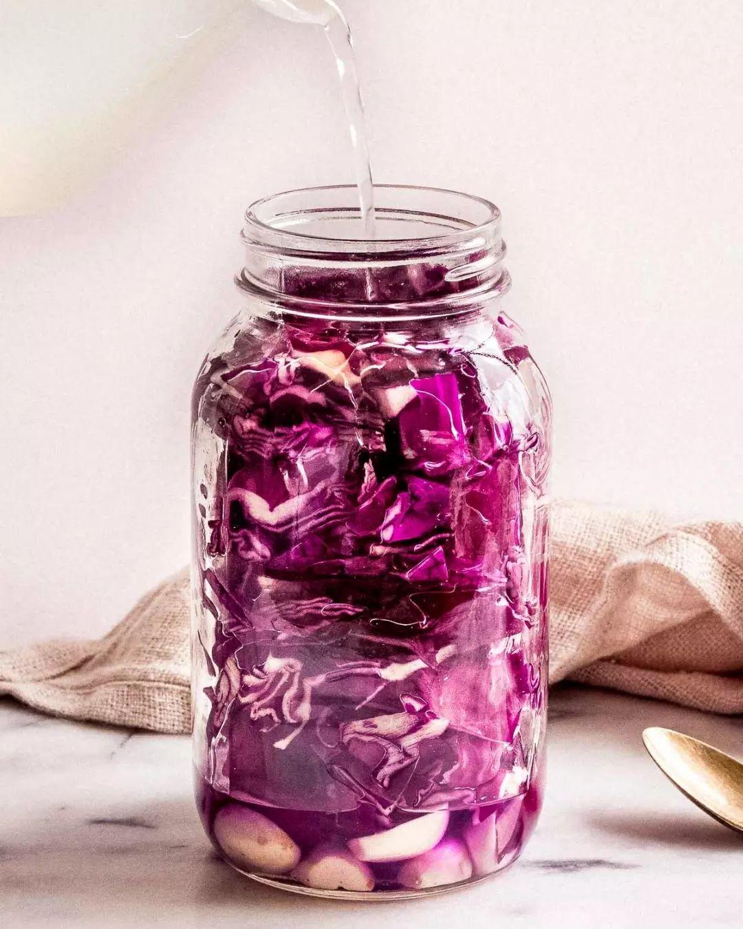 Red Cabbage Sauerkraut