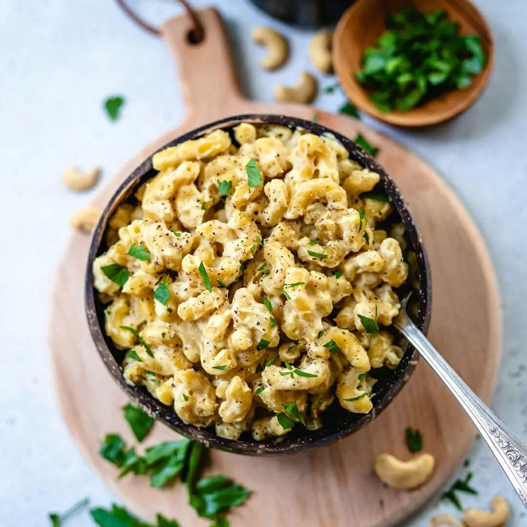 Healthier Cauliflower Mac and Cheese