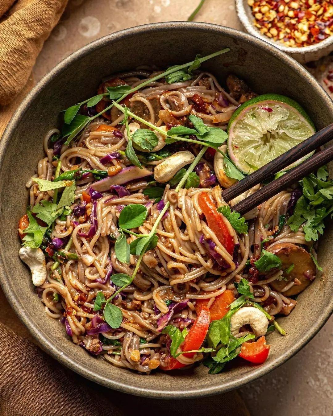 Peanut Butter Noodles with Spicy Peanut Sauce