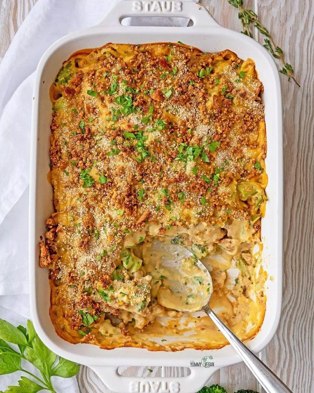 Vegan Cheesy Chicken & Broccoli Bake