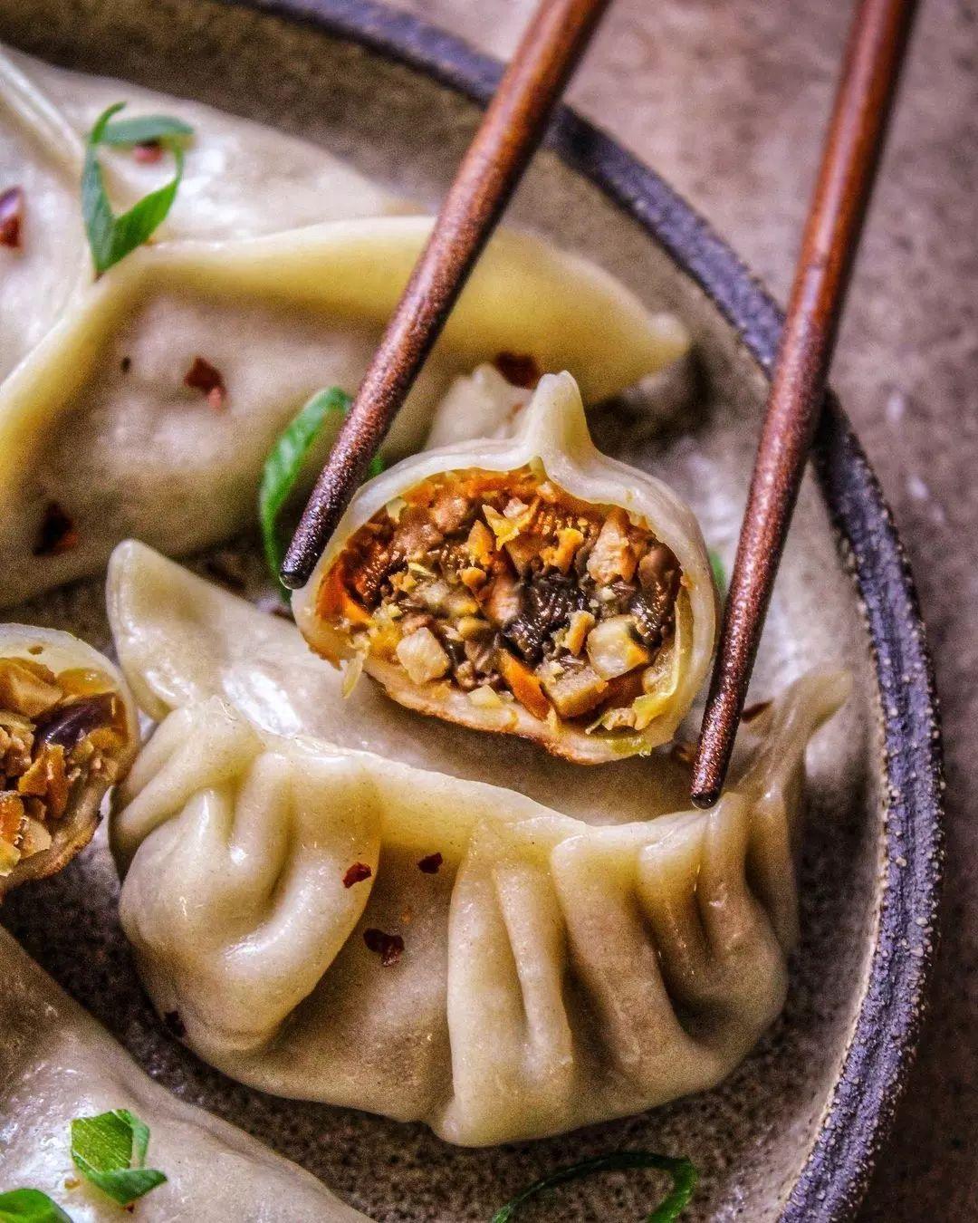 Vegan Potstickers with Vegetable Filling