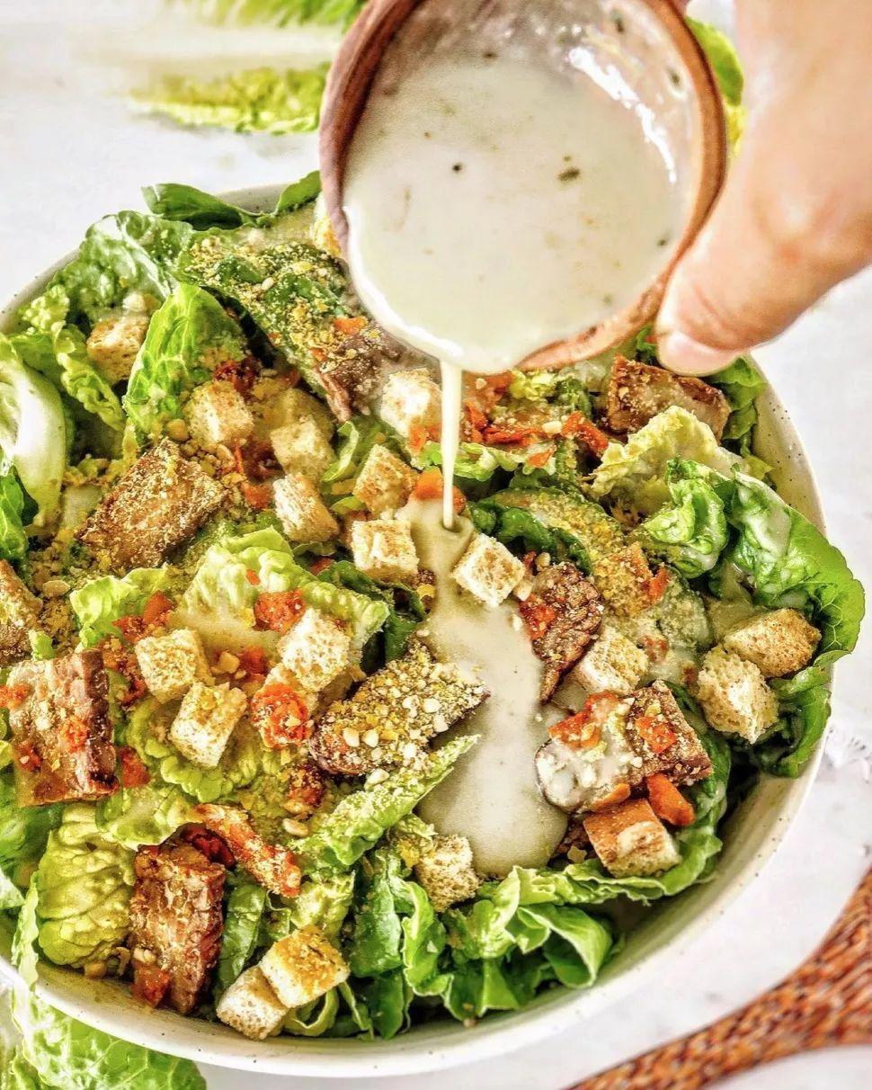 Vegan Caesar Salad with Tempeh Bacon