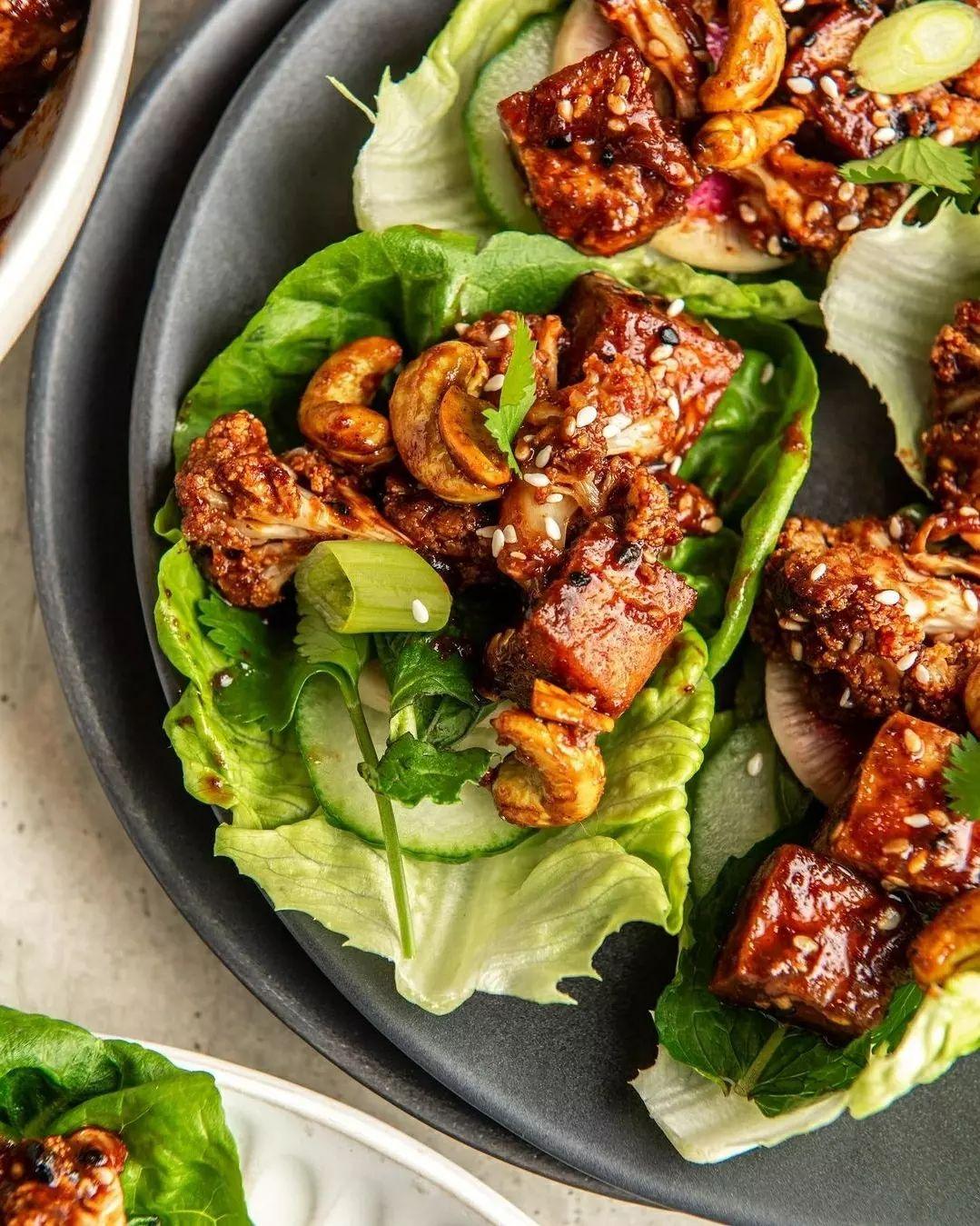 Bbq Tofu Cauli Lettuce Wraps