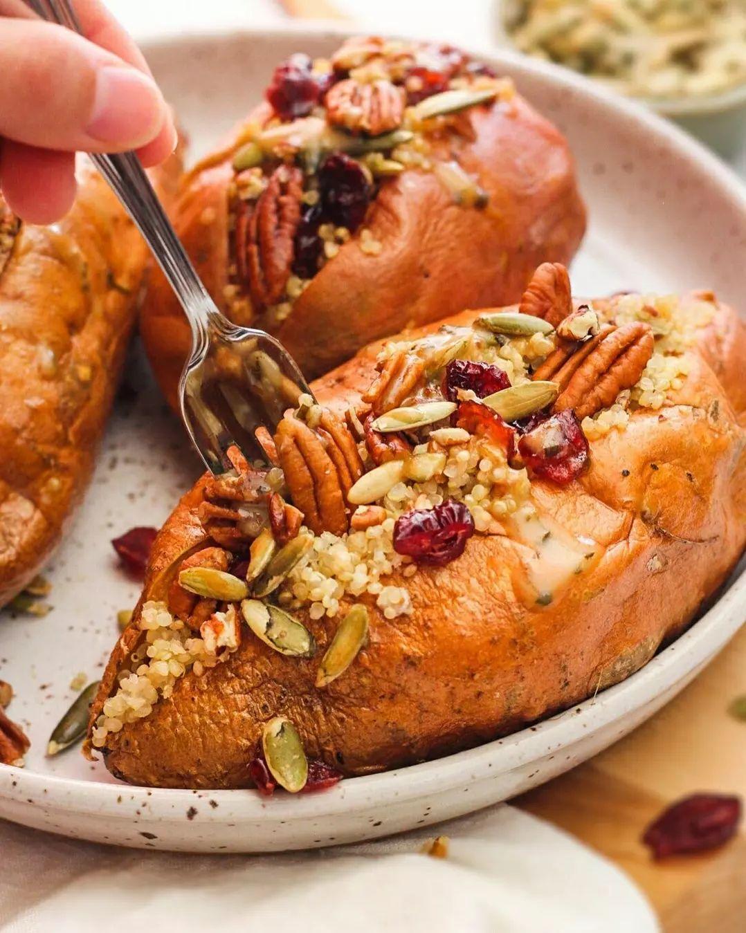 Quinoa Stuffed Sweet Potatoes