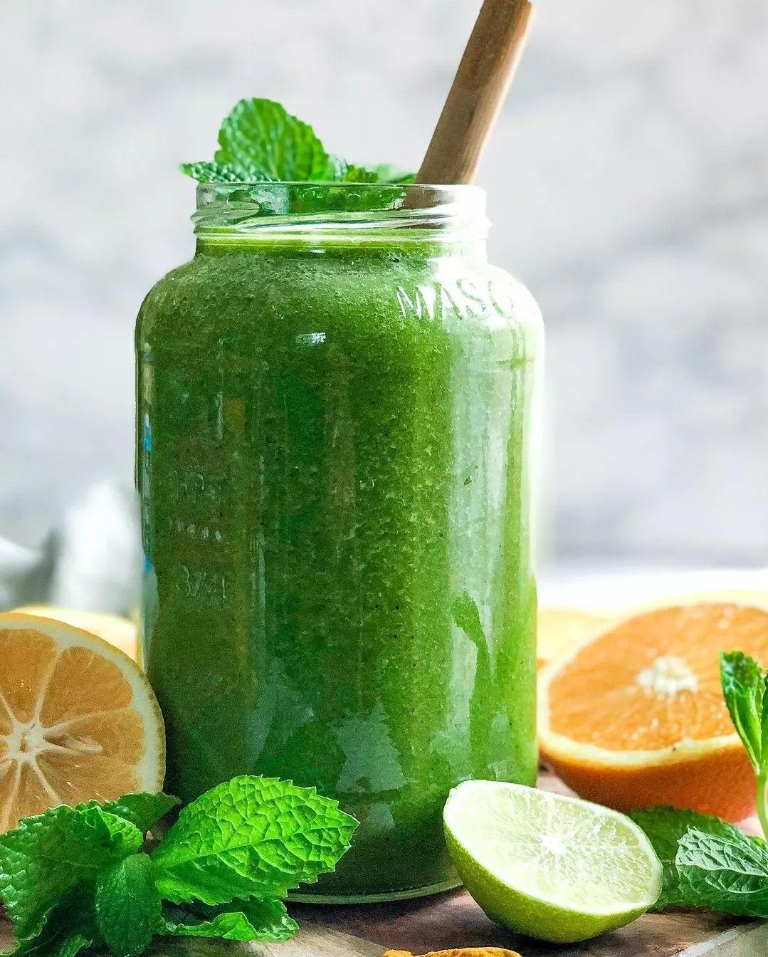 Immunity Boosting Green Smoothie