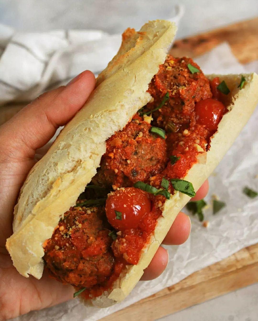 Vegan Meatball Subs with Marinara Sauce