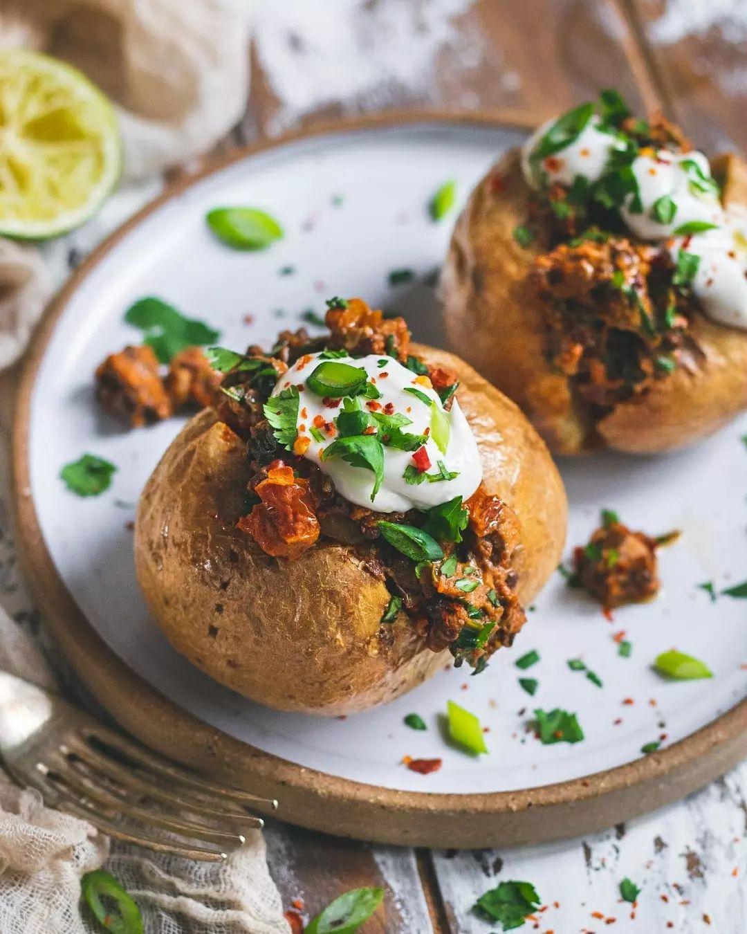 Harissa Mushroom & Lentil Jacket Potatoes