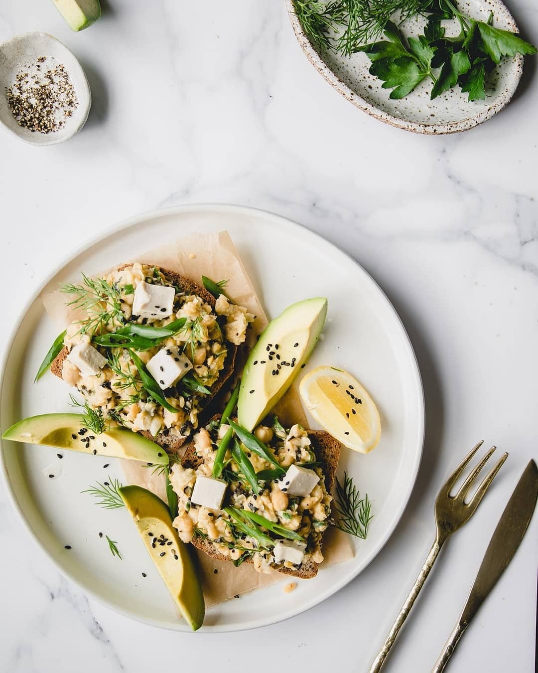 Vegan Chickpea Tuna Sandwich
