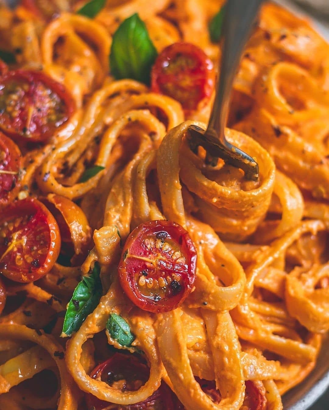 Roasted Red Pepper and Cherry Tomato Fettuccine