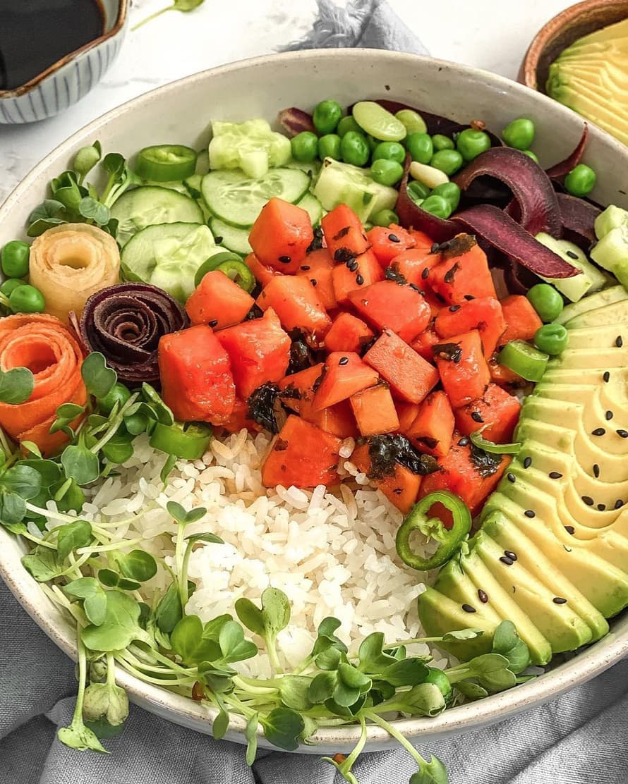 Vegan Papaya Poke Bowl