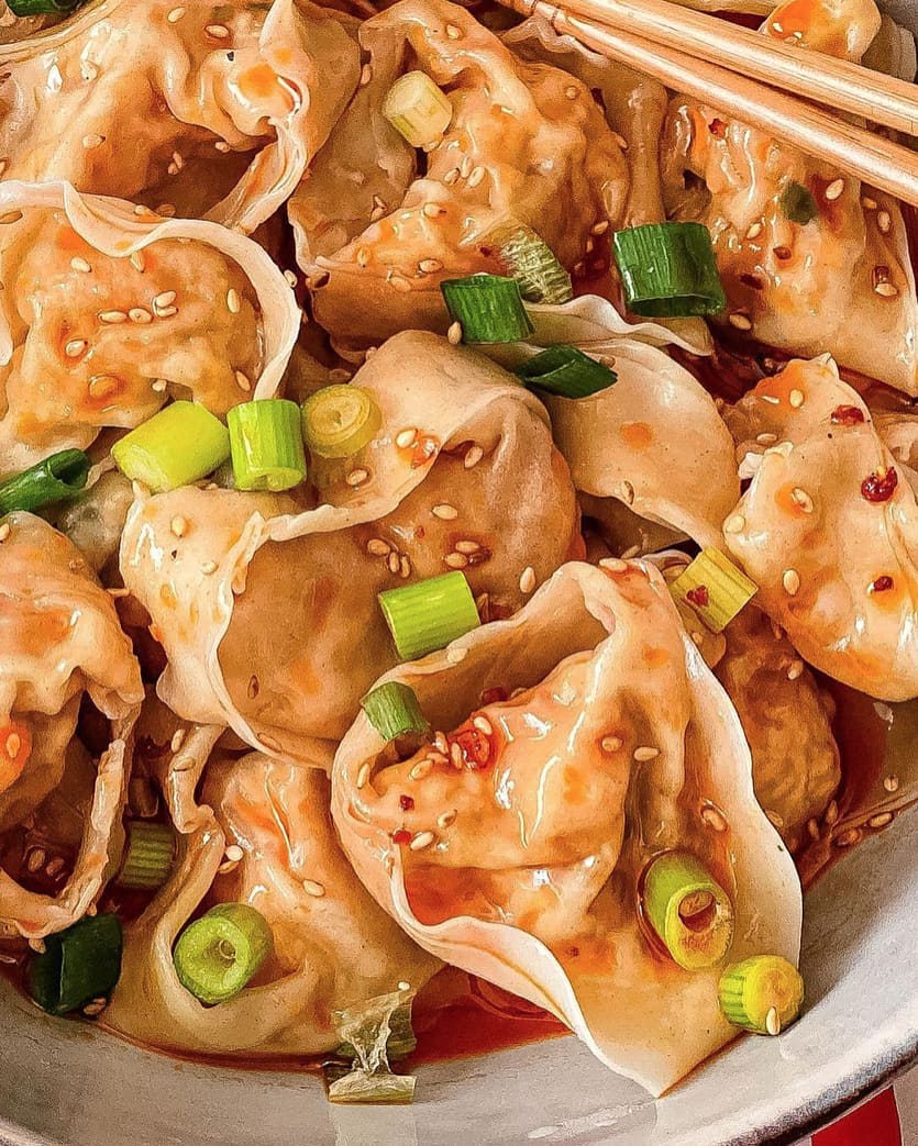 Veggie Wontons in Chili Oil