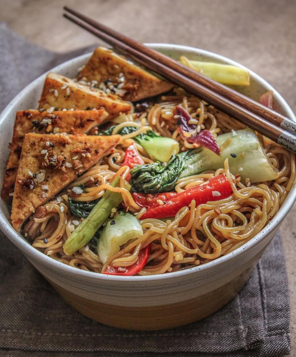 Tofu and Vegetable Ramen Stir Fry