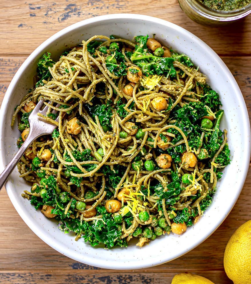 Lemony Pesto Pasta with Vegetables