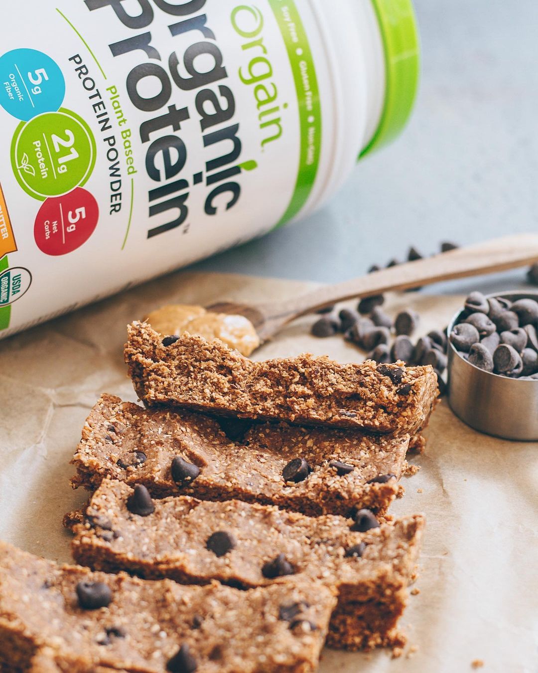 Chocolate Chip Cookie Dough Protein Bars