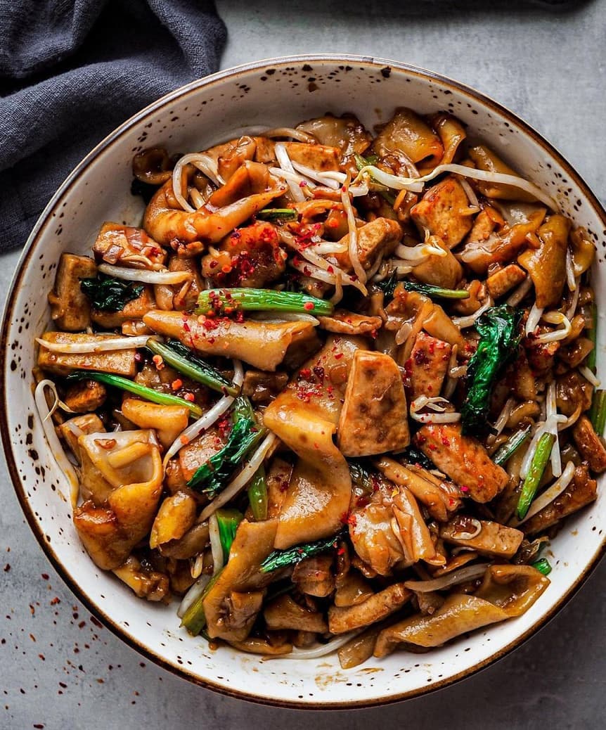 Vegan Chow Fun Stir-Fry