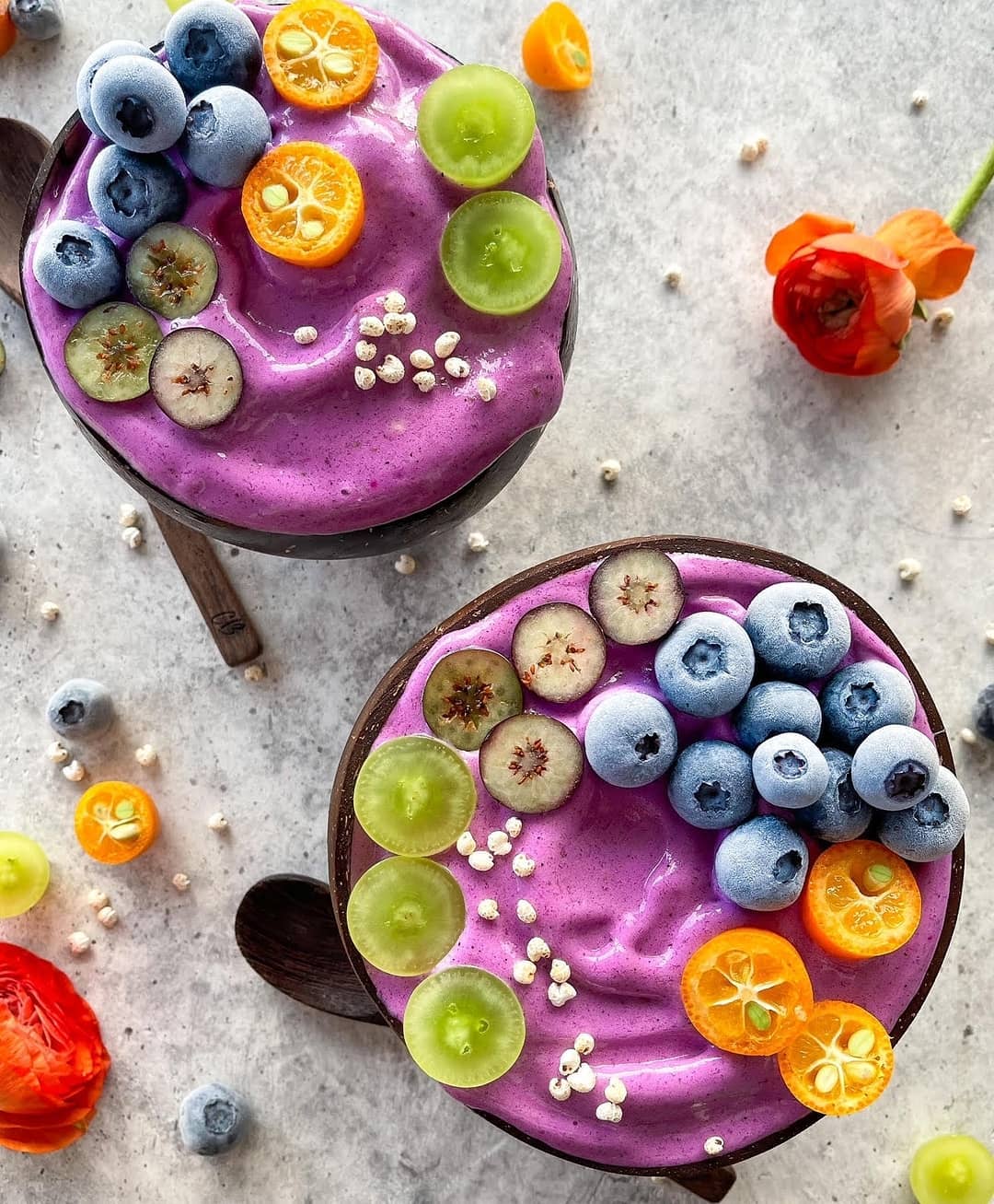 Banana Berry Pitaya Smoothie Bowl