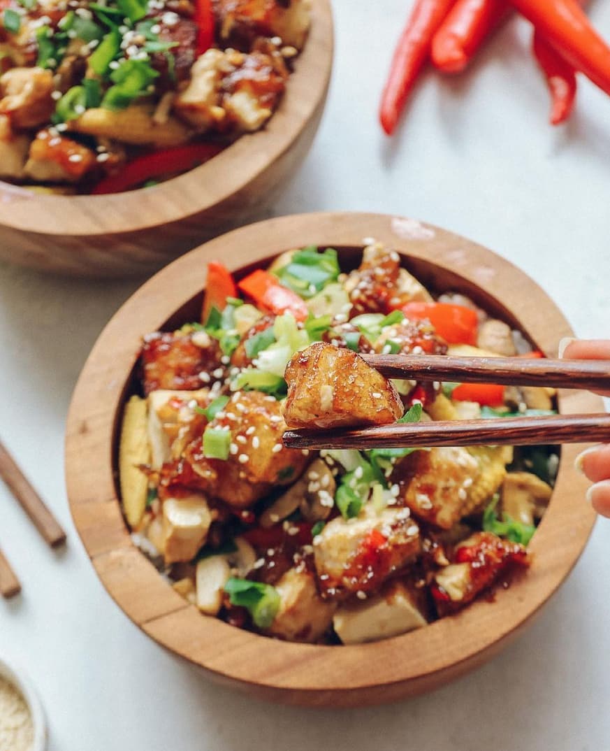 Sticky Sweet Chilli Tofu Bowls
