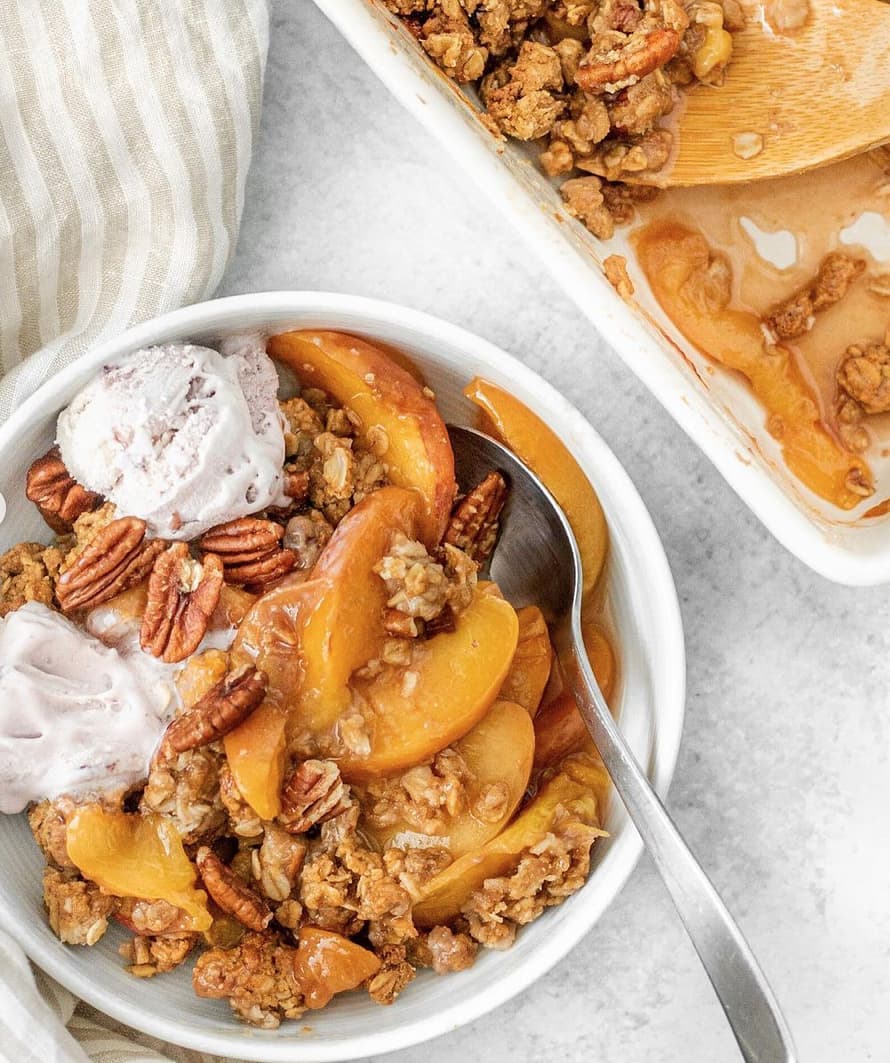 Easy Baked Peach Crisp