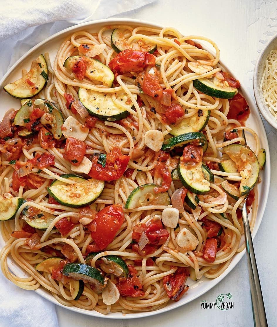 Spaghetti with Zucchini and Tomatoes