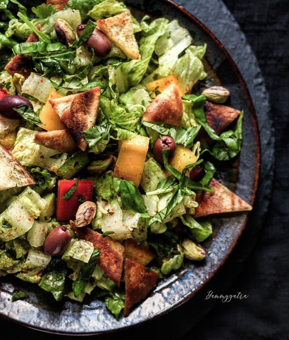 Refreshing Summer Salad with Toasted Pita