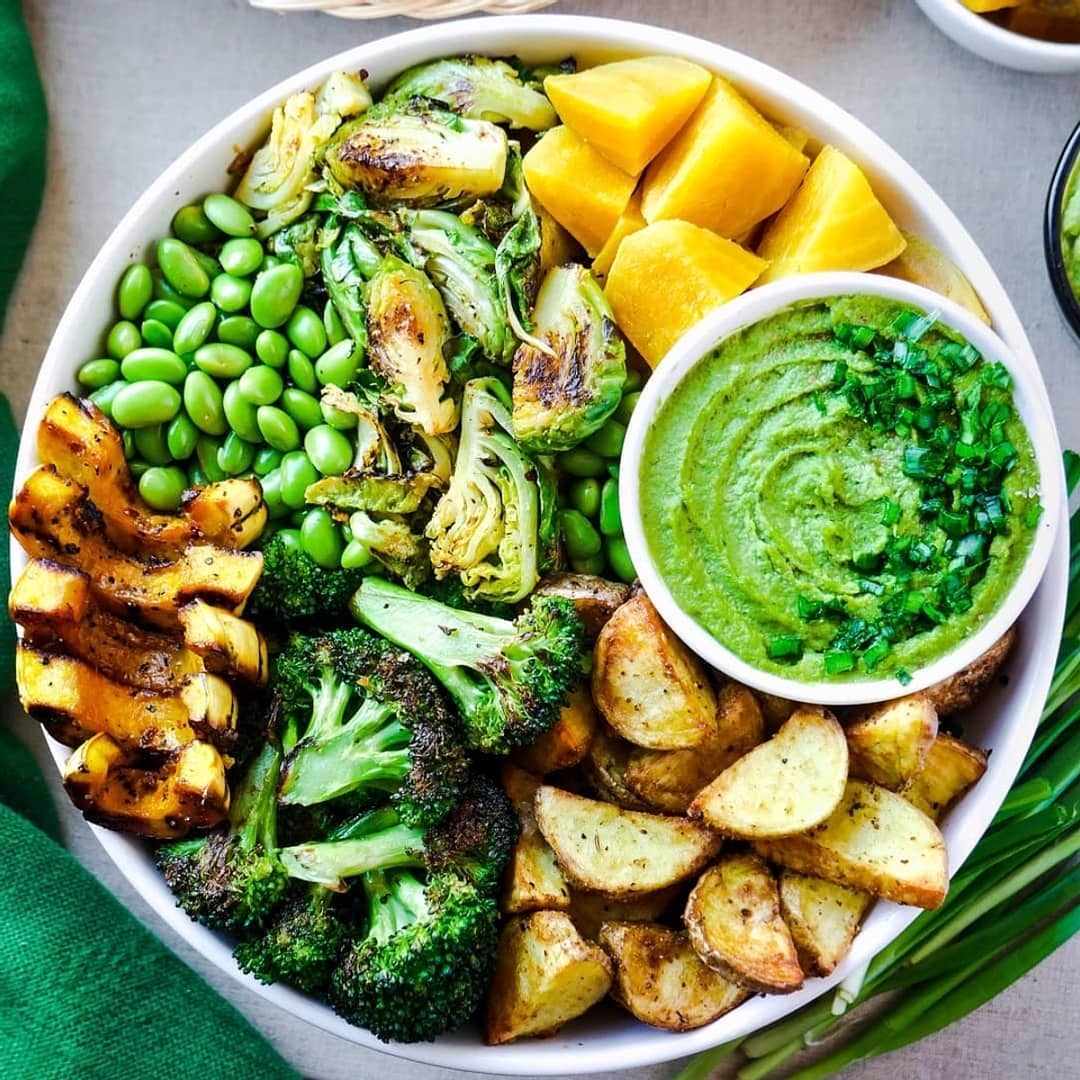 Chives and Dandelion Greens Hummus