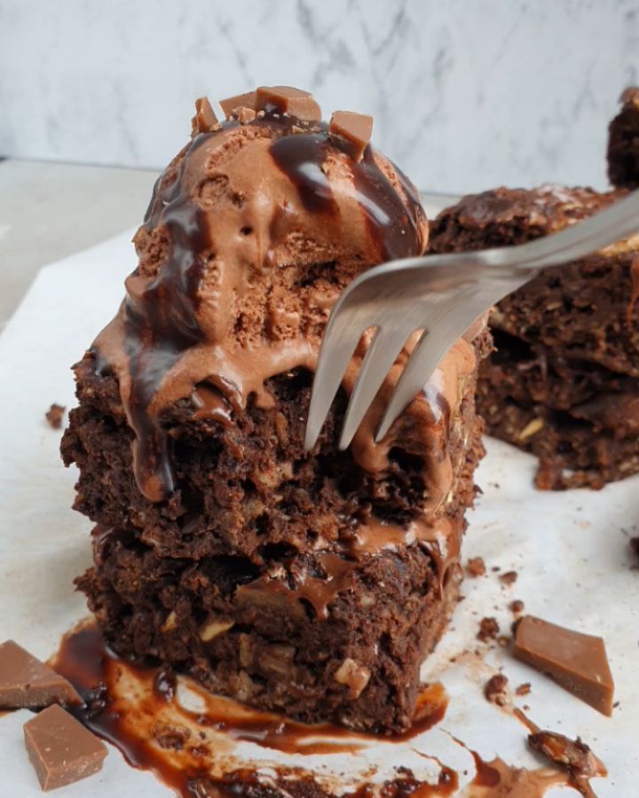 High Protein Vegan Banana Chocolate Oat Bars