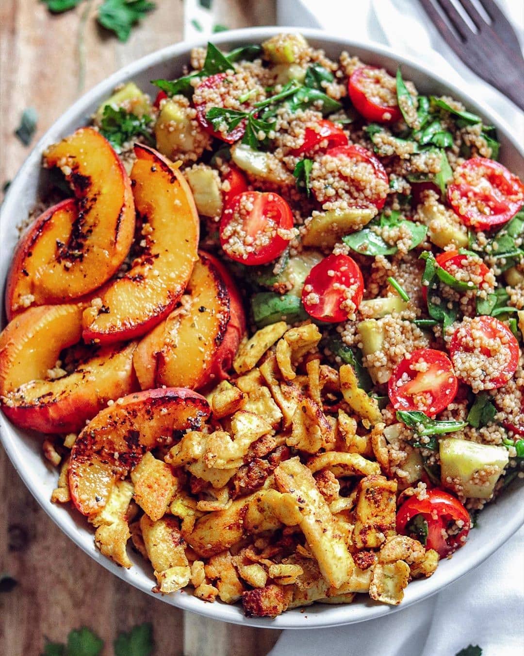 Mediterranean-Inspired Bowl with Seasoned Tofu