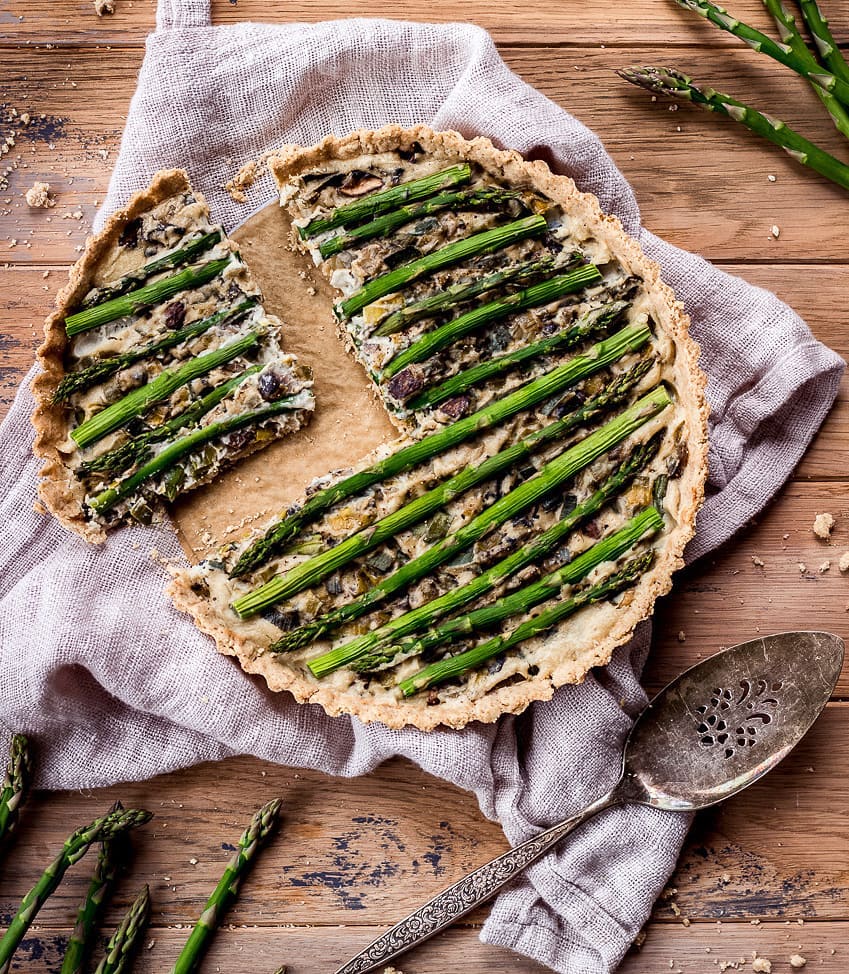 Gluten-Free Asparagus and Leek Quiche