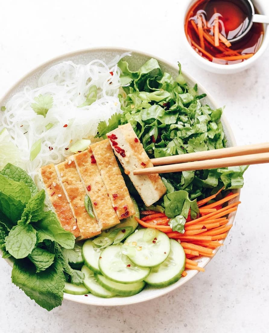 Vietnamese Tofu Noodle Salad with Dipping Sauce