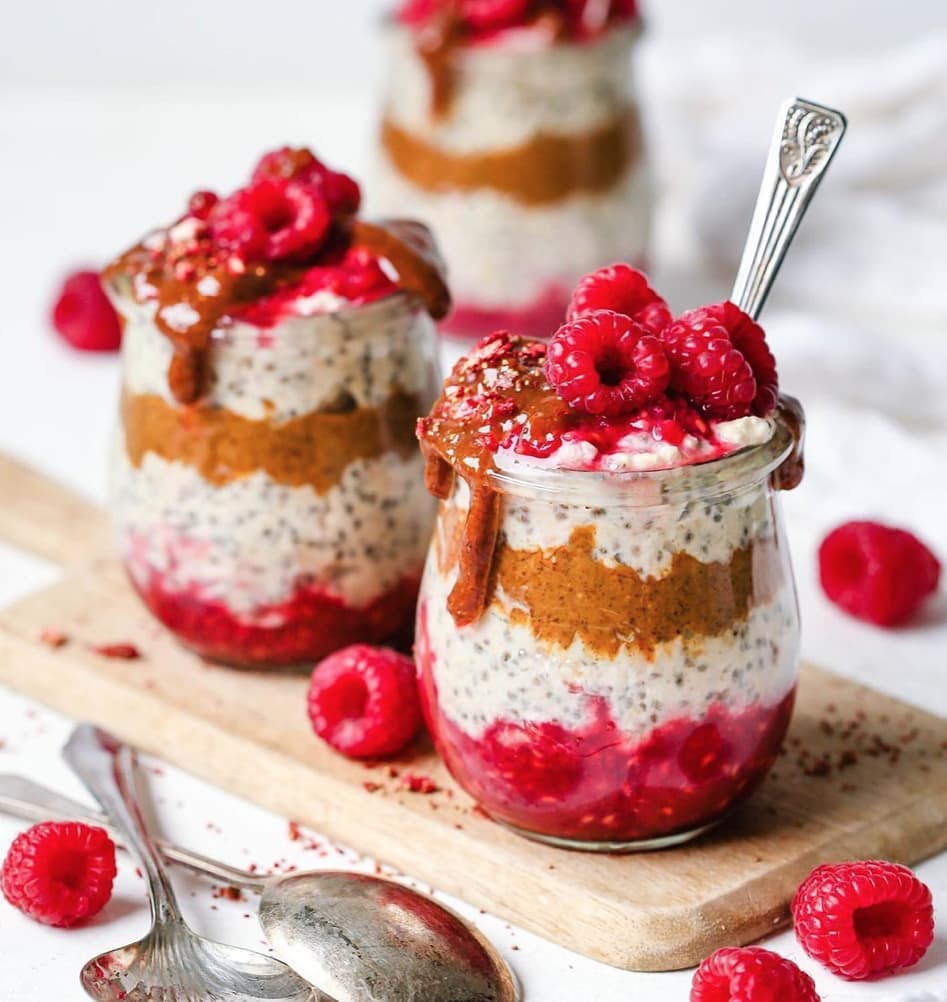 Almond Butter and Raspberry Overnight Oats