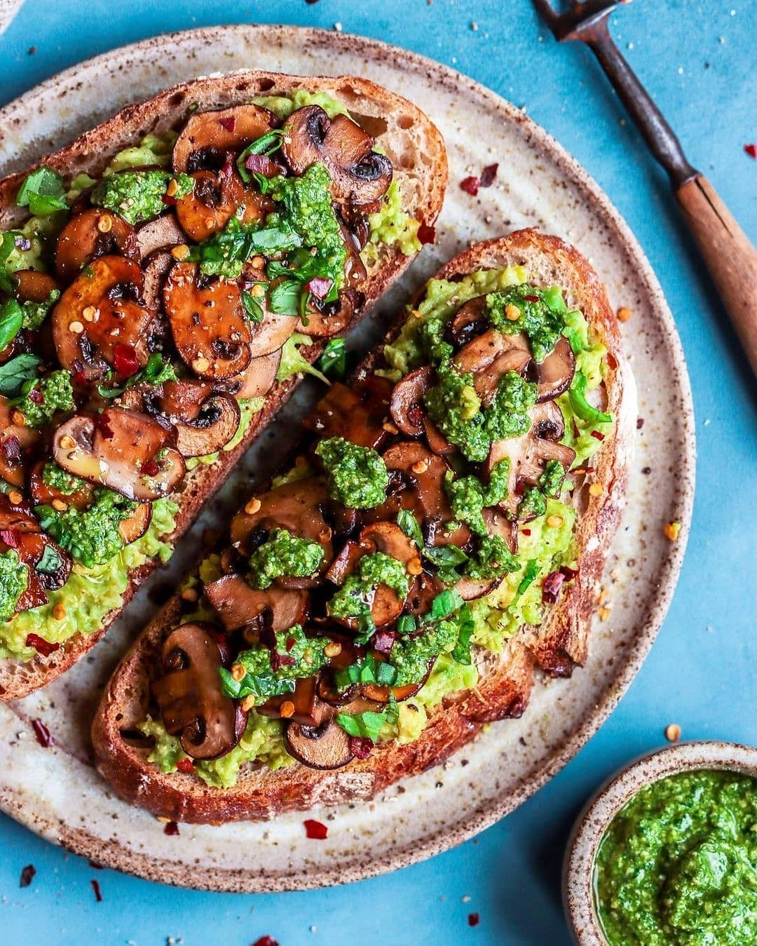 Avocado Toast with Pesto Mushrooms