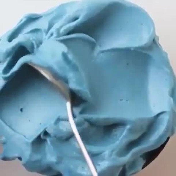 Ocean Blue Swirl Smoothie