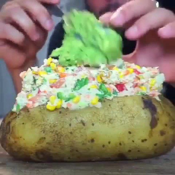 Creamy Stuffed Baked Potatoes