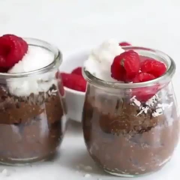 Vegan Chocolate Chia Seed Pudding