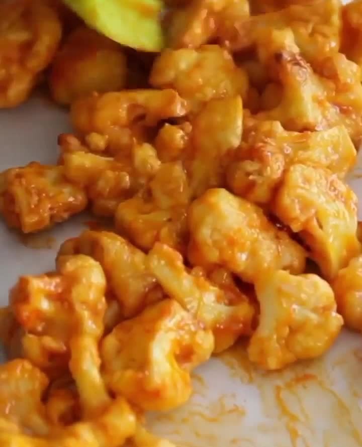 Oven-Baked Buffalo Cauliflower Wings