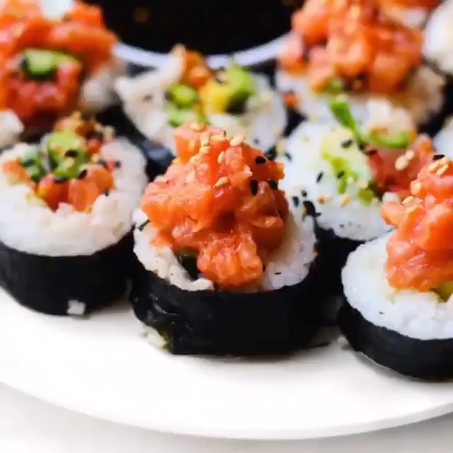 Spicy Tomato Tuna Rolls