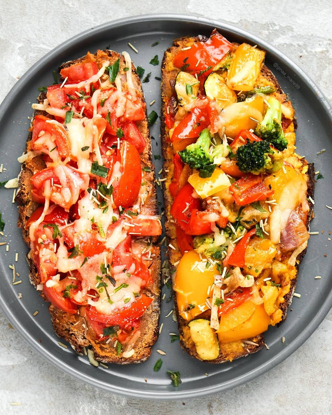 Easy Vegan Pizza Toasts