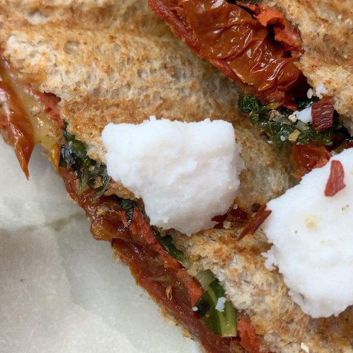 Vegan Cheese Toastie with Pesto and Kale