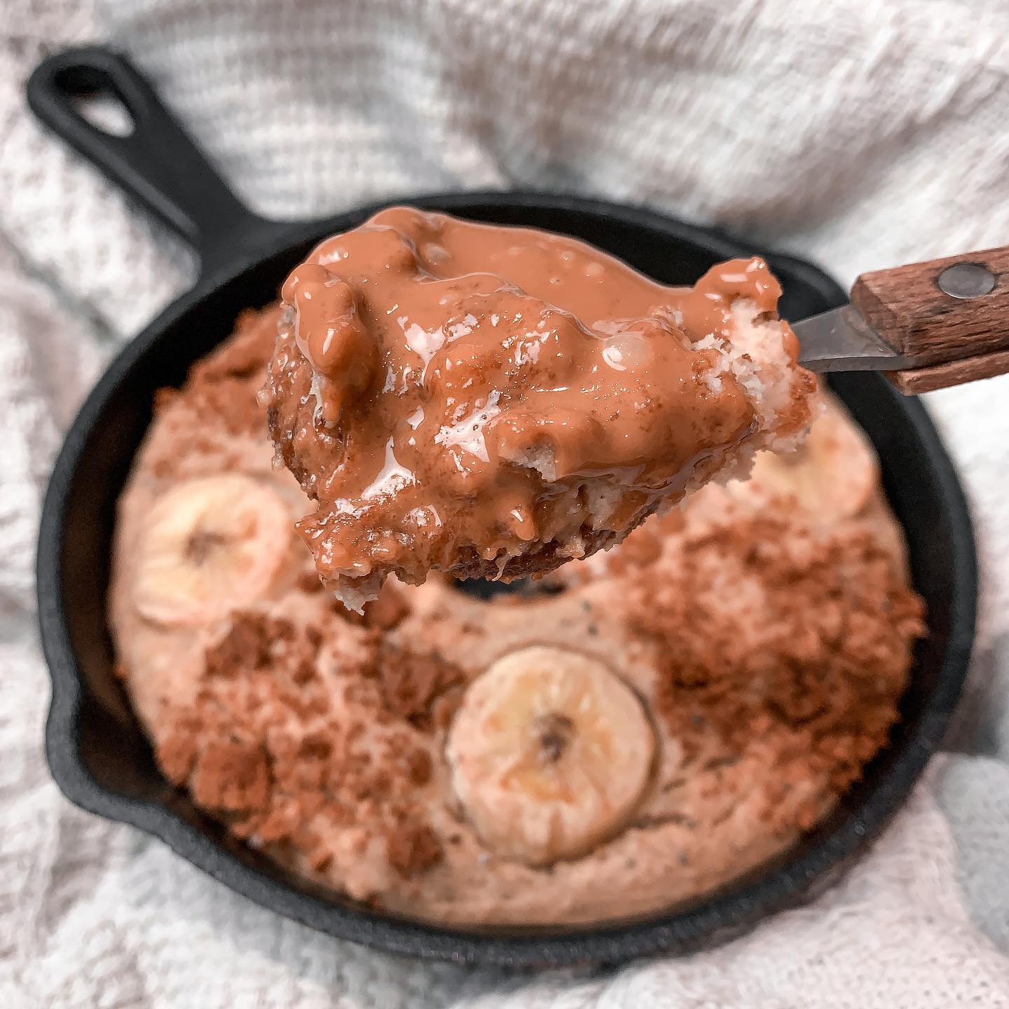Biscoff Filled Baked Oats