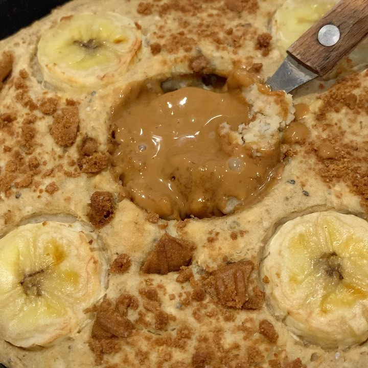 Biscoff Filled Baked Oats