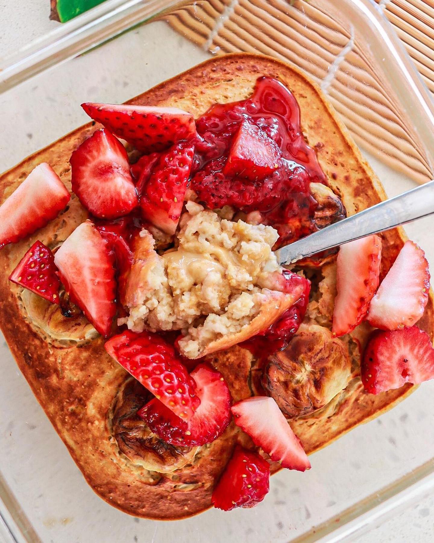 Peanut Butter Berry Baked Oats