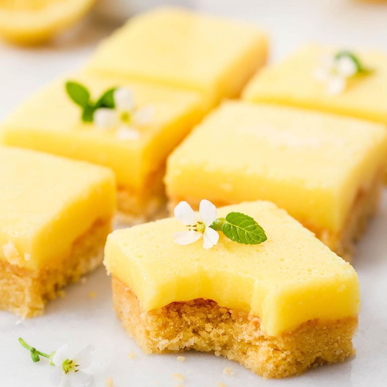 Tangy Lemon Bars