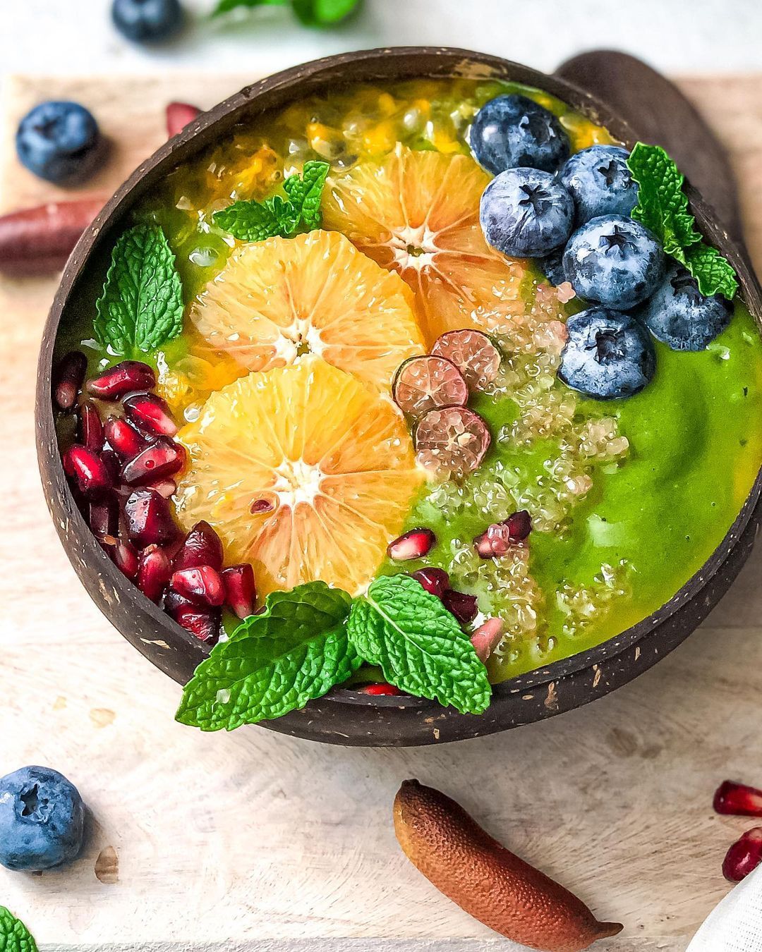 Immunity Boosting Green Smoothie Bowl