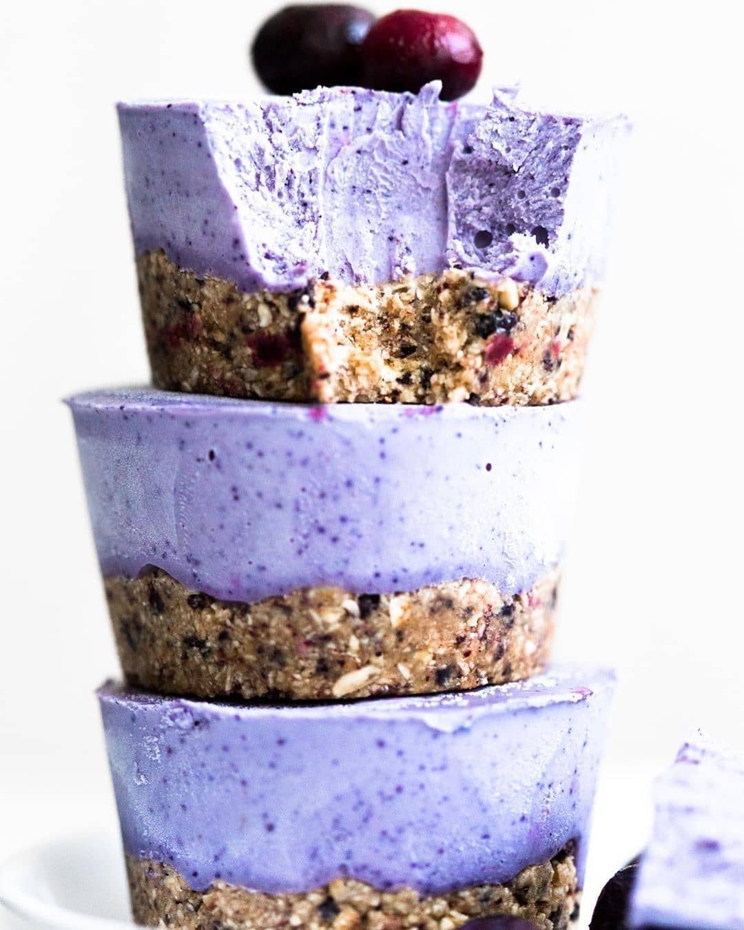 Raw Blueberry Cheesecake Bites